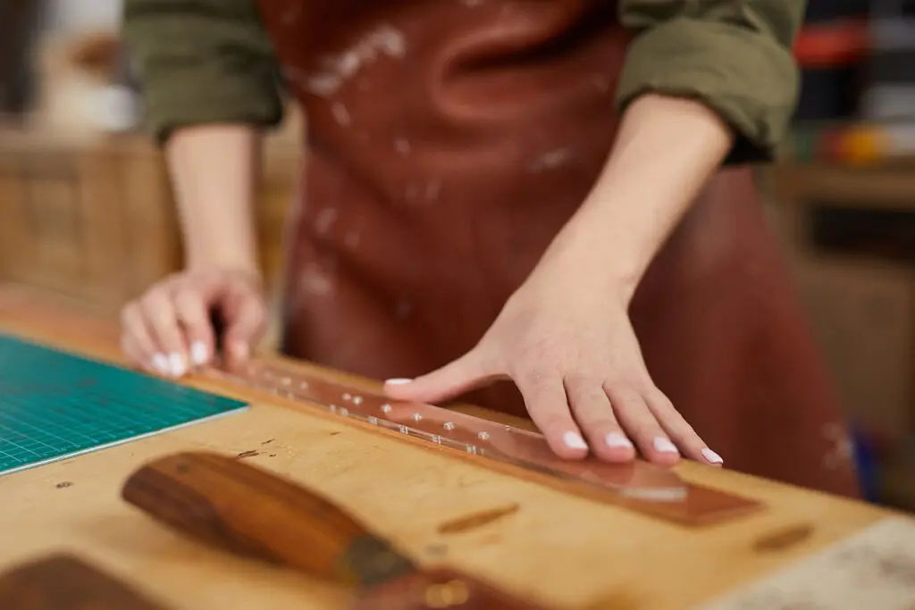 Gürtel aus Lerder Handarbeit Gürtel aus Lerder Handarbeit